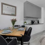 Sea&lake Unique For A Family By The Sea Balcony & Parking By Renters Мельно