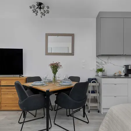 Sea&lake Unique For A Family By The Sea With Parking By Renters * ميلنو