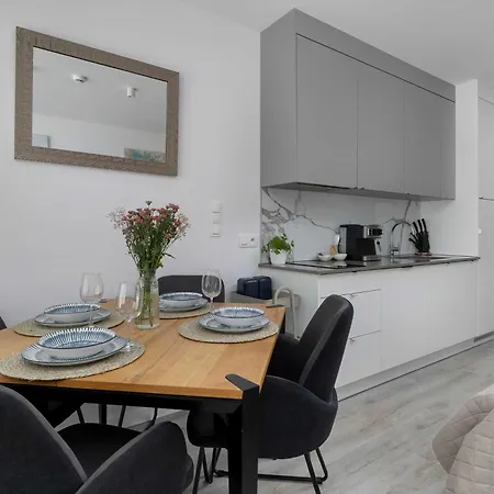 Sea&lake Mielno Unique For A Family By The Sea Balcony & Parking By Renters Unieście