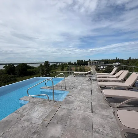 Sea&lake Unique For A Family By The Sea With Parking By Renters