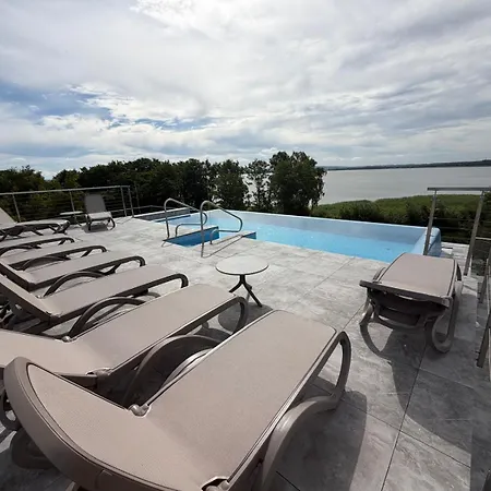 Sea&lake Unique For A Family By The Sea With Parking By Renters *