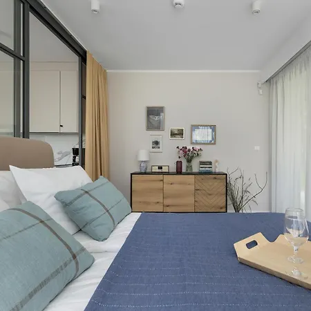 Sea&lake Unique For A Family By The Sea With Parking By Renters شقة ميلنو